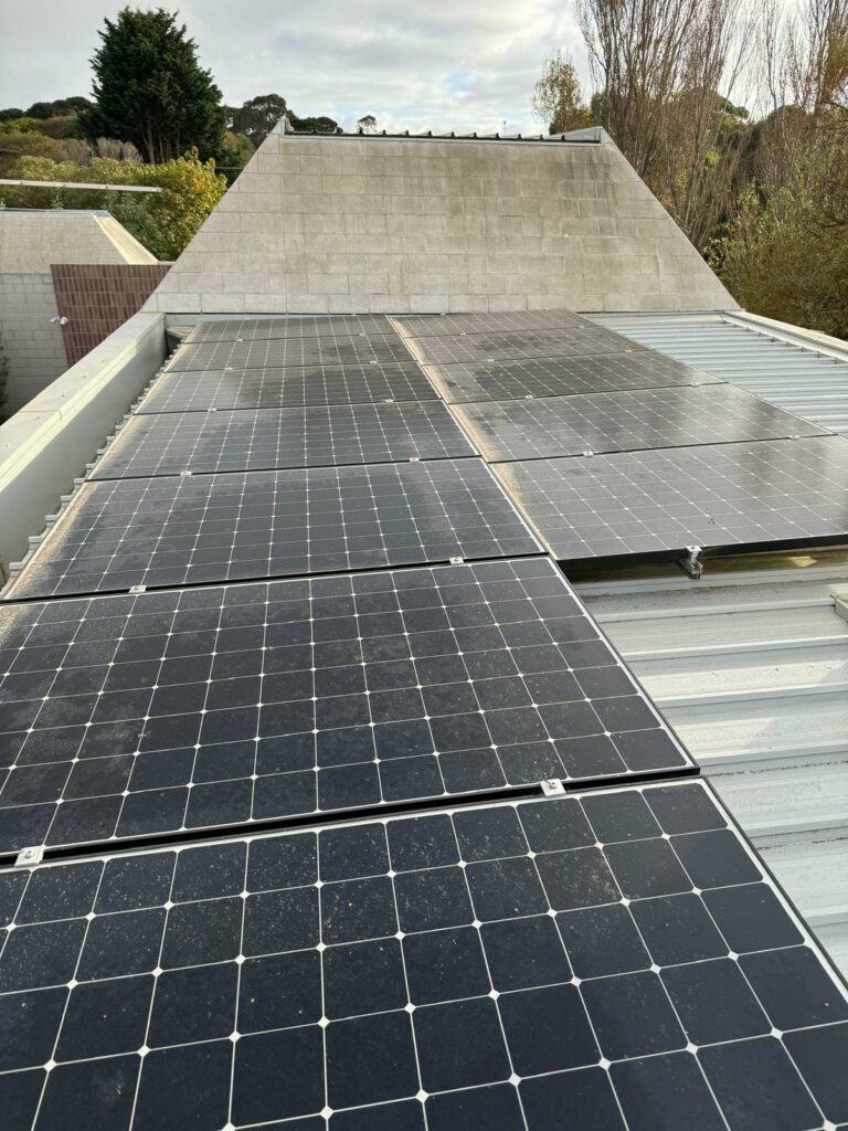 flinders-skylight-clean-before