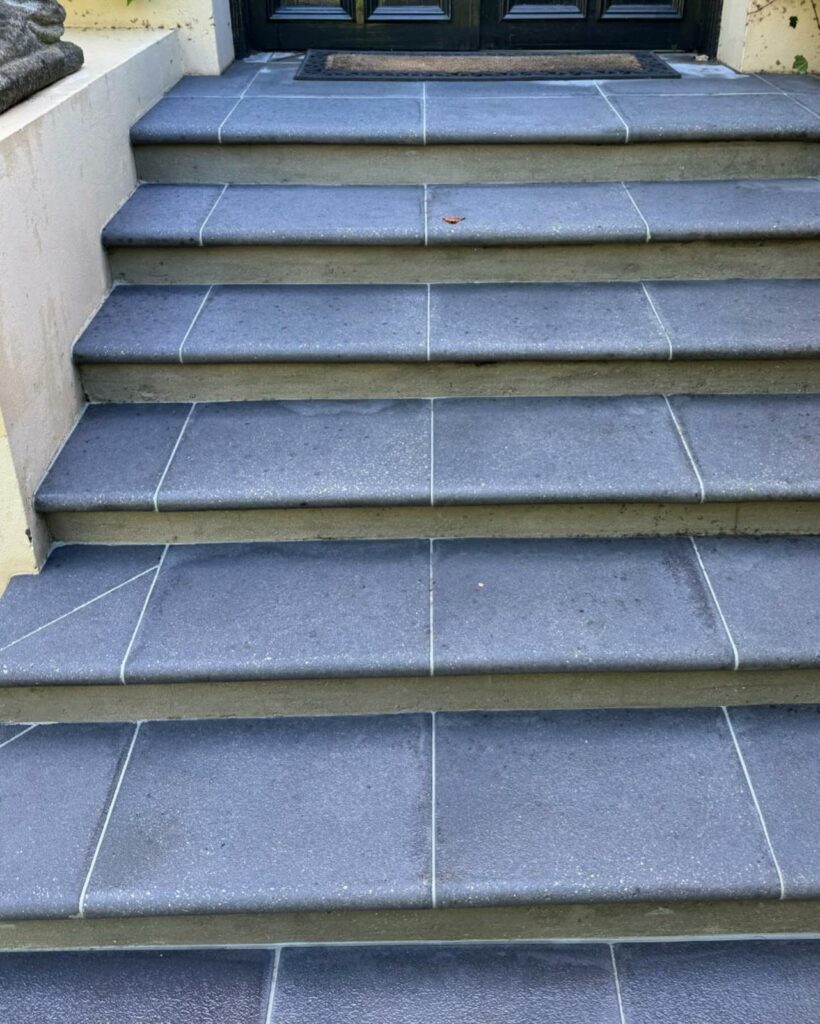 Bluestone-stairs-pressure-clean-after